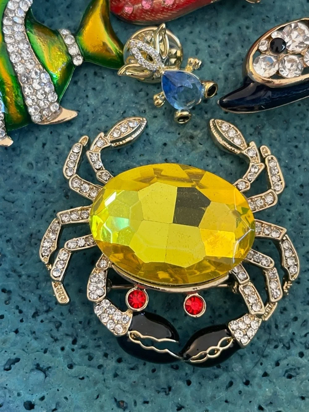 Sea Life Brooch Bundle Crab Fish Coastal Resort Vacation Jewelry Summer Accessor